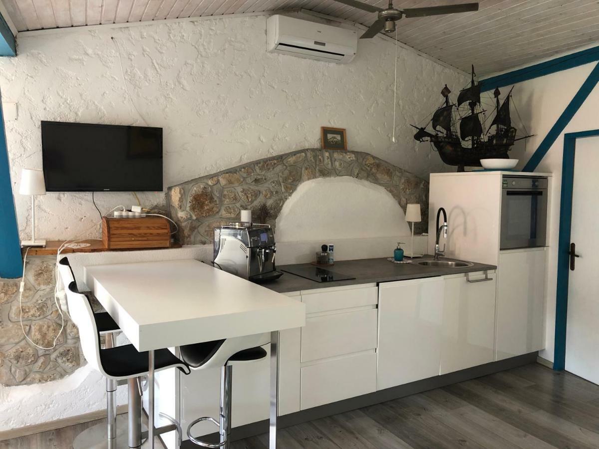 Summer Home In Krk Center "Casa Magdalena" Кърк Екстериор снимка
